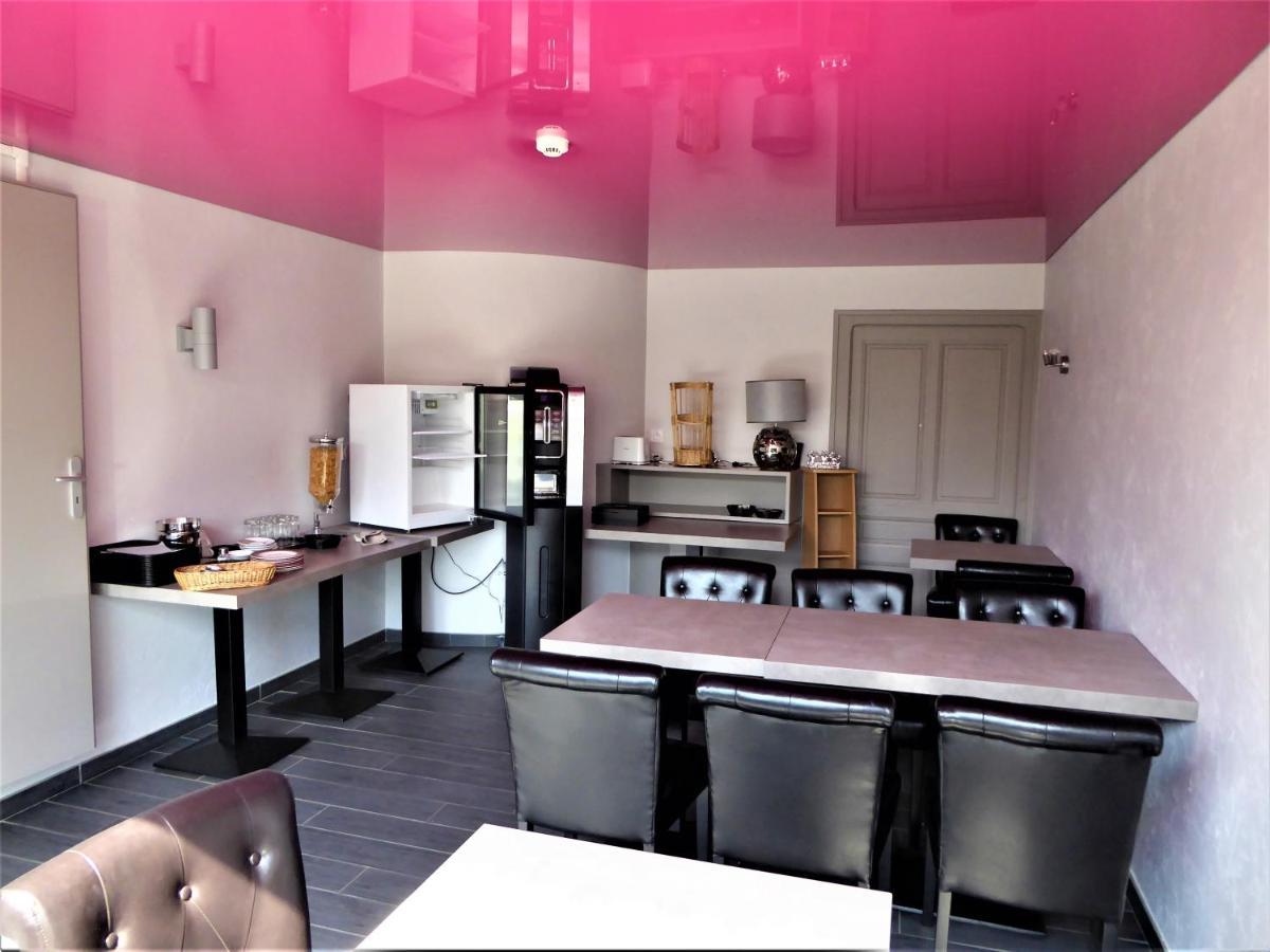 Auberge De La Paillere Lavours Bagian luar foto